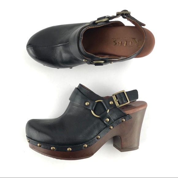 korks slingback clog